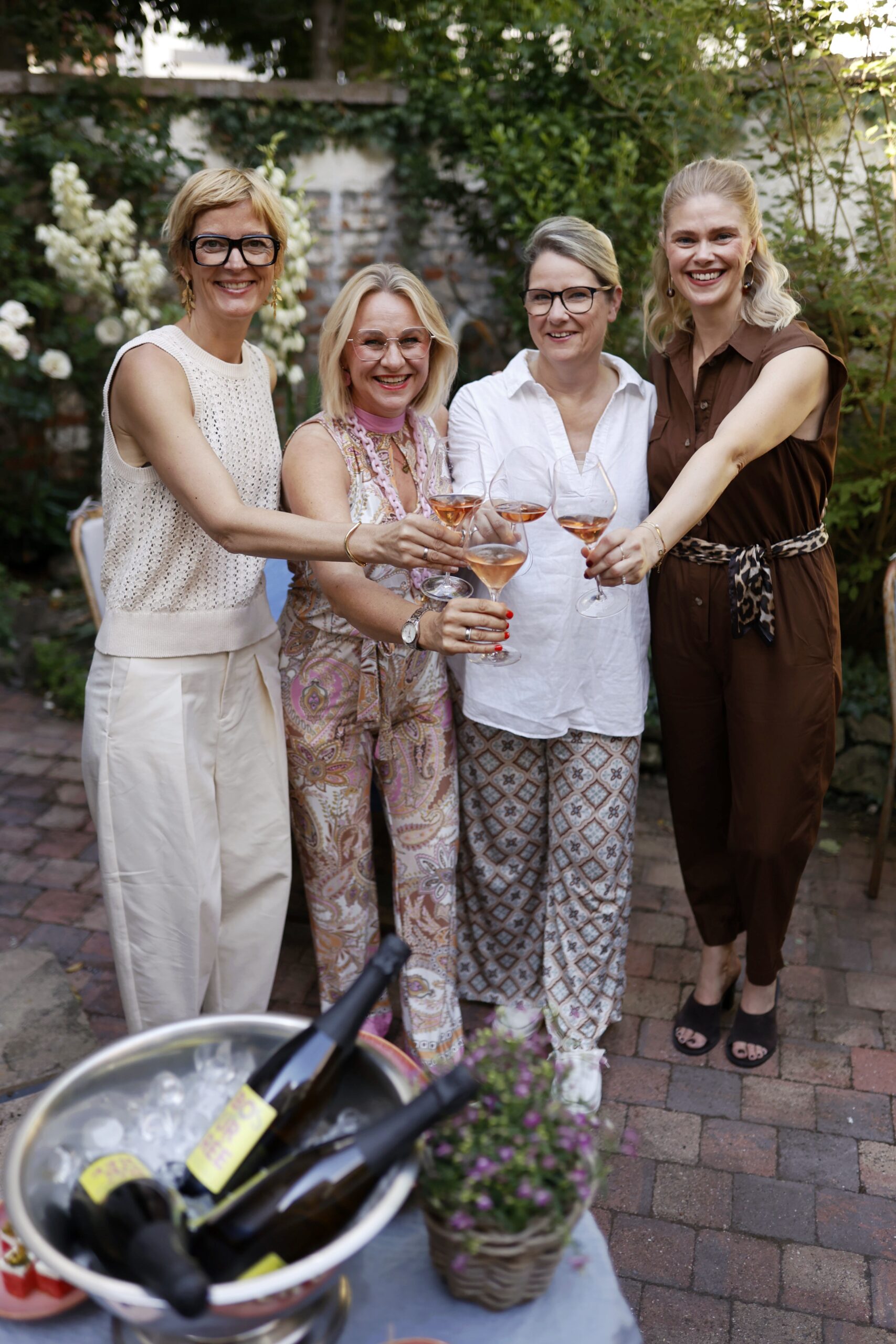 Bild supper club Ina Susa Nicole Tanja Juli 2026 IMG_4318